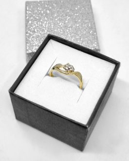 Złoty pierścionek z cyrkoniami 585p, 2,2g, r. 17